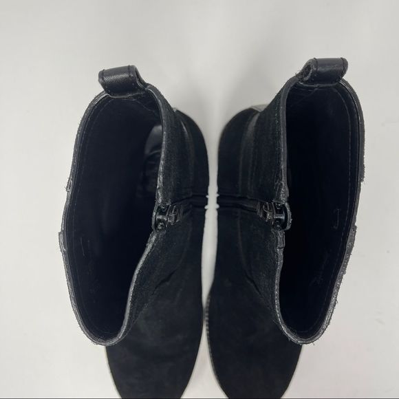 TORY BURCH Women's Size 6.5 Alaina Ankle Boots Booties  Black Suede 5451 - Picture 4 of 9